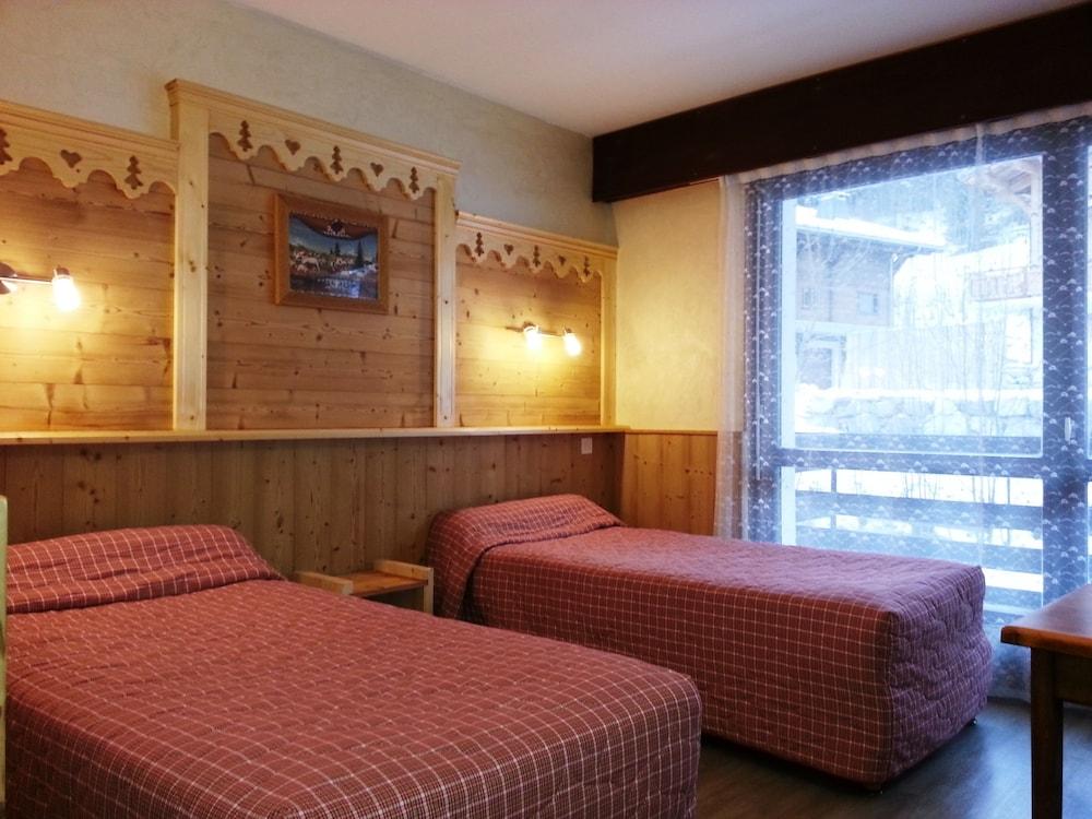 Hotel Le Soly Морзин Экстерьер фото